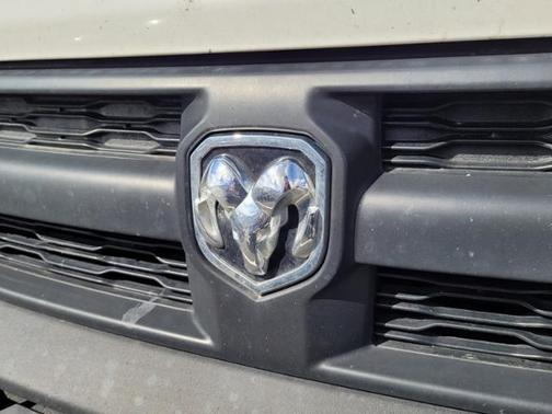 Photo 3 of 21 of 2018 RAM ProMaster City Tradesman