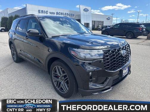 AGATE BLACK METALLIC 2025 Ford Explorer ST