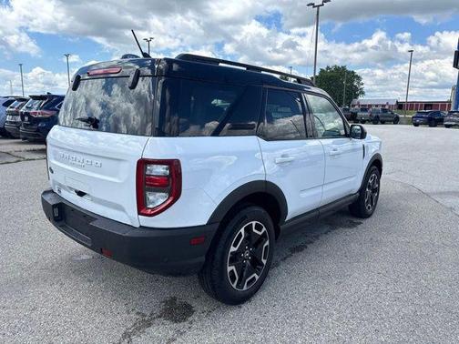 Oxford White 2021 Ford Bronco Sport Outer Banks