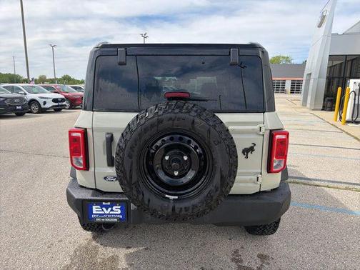 DESERT SAND 2026 Ford Bronco Big Bend