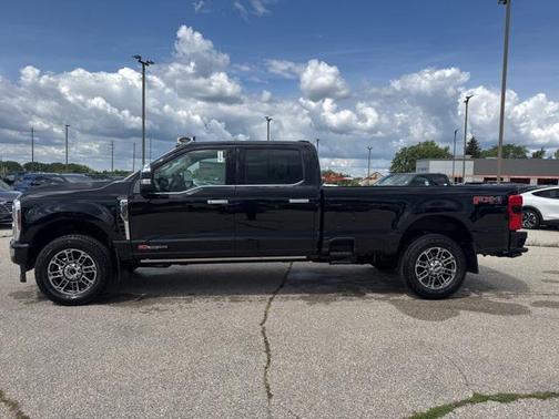 2025 Ford F-350 Platinum