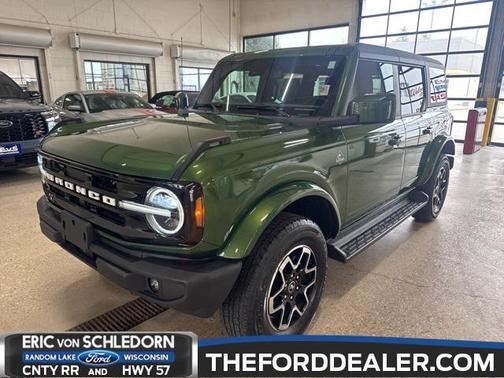 2025 Ford Bronco Outer Banks