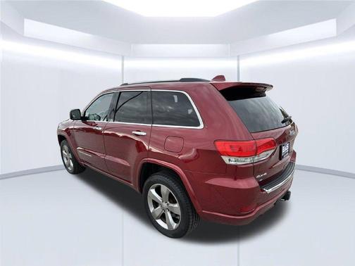 Deep Cherry Red Crystal Pearlcoat 2015 Jeep Grand Cherokee Overland
