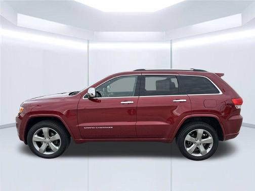 Deep Cherry Red Crystal Pearlcoat 2015 Jeep Grand Cherokee Overland