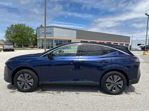 Deep Ocean Blue Pearl/Super Black 2025 Nissan Murano SL