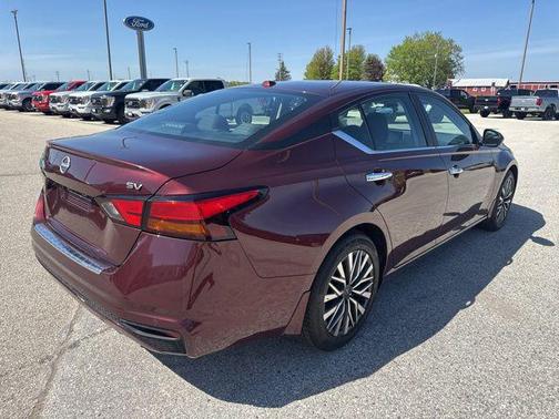 Garnet Pearl Metallic 2023 Nissan Altima 2.5 SV