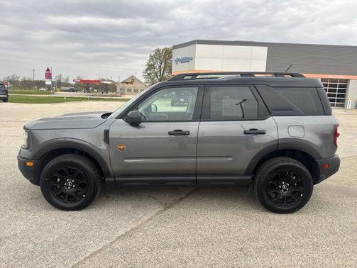 CARBONIZED GRAY METALLIC 2025 Ford Bronco Sport Badlands