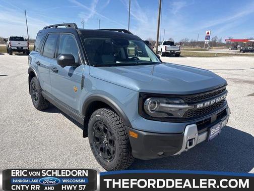 AZURE GRAY METALLIC TRI-COAT 2026 Ford Bronco Sport Badlands