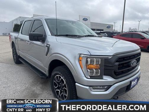 ICONIC SILVER METALLIC 2021 Ford F-150 XLT
