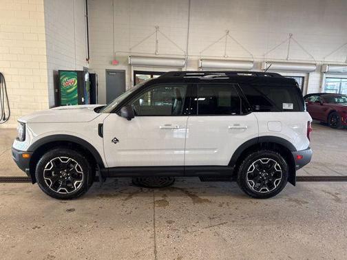 OXFORD WHITE 2025 Ford Bronco Sport Outer Banks