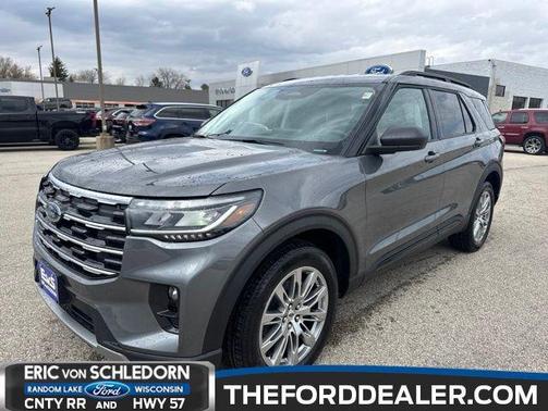 Carbonized Gray Metallic 2026 Ford Explorer Active