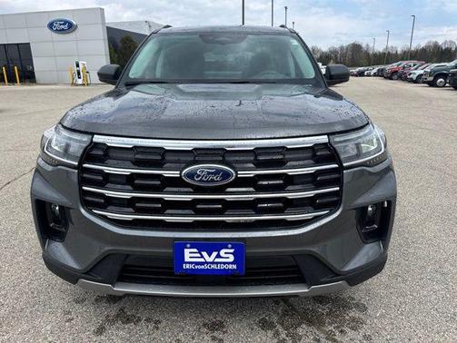 Carbonized Gray Metallic 2026 Ford Explorer Active