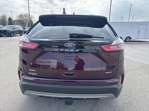 BURGUNDY VELVET MET TINT CC 2024 Ford Edge SEL