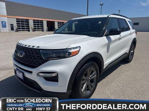 STAR WHITE MET TRI-COAT 2022 Ford Explorer XLT