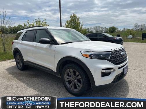 STAR WHITE MET TRI-COAT 2022 Ford Explorer XLT