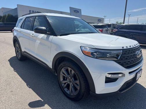 STAR WHITE MET TRI-COAT 2022 Ford Explorer XLT