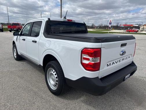 OXFORD WHITE 2024 Ford Maverick XL