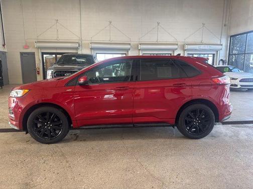 2024 Ford Edge ST Line