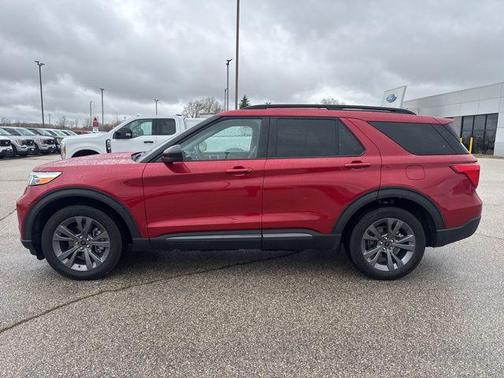 RAPID RED MET TINTED CC 2023 Ford Explorer XLT