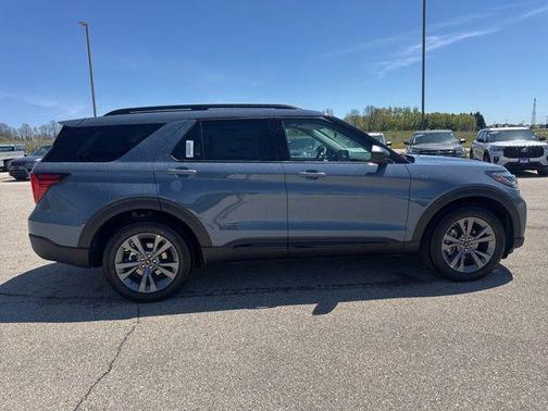 VAPOR BLUE 2026 Ford Explorer Active