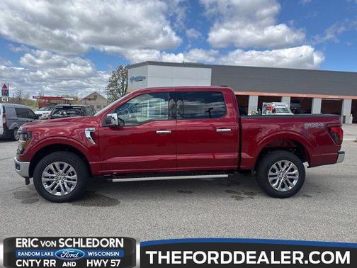 RUBY RED METALLIC TINTED CC 2026 Ford F-150 XLT