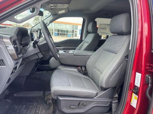 RUBY RED METALLIC TINTED CC 2026 Ford F-150 XLT
