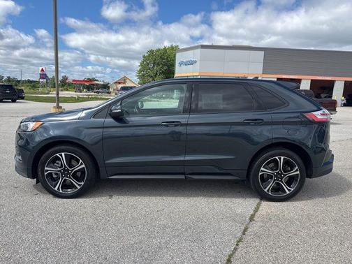 2024 Ford Edge ST