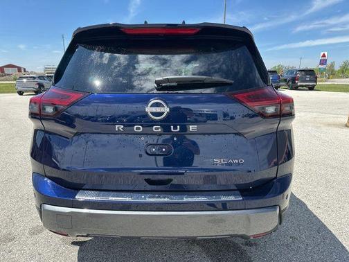 Deep Ocean Blue Pearl 2025 Nissan Rogue SL