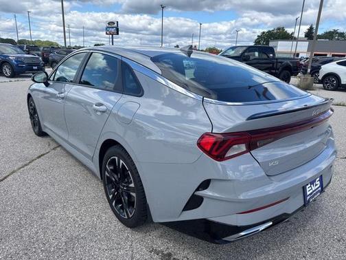 2023 Kia K5 GT-Line