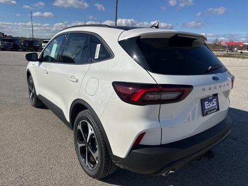 2026 Ford Escape ST-Line Select