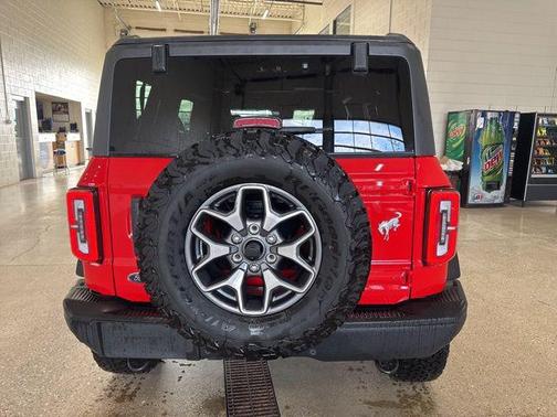 RACE RED 2024 Ford Bronco Badlands