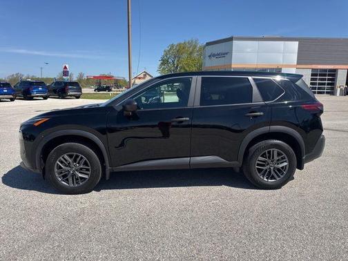 Super Black 2023 Nissan Rogue S
