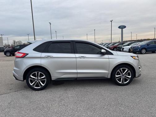 2018 Ford Edge Sport