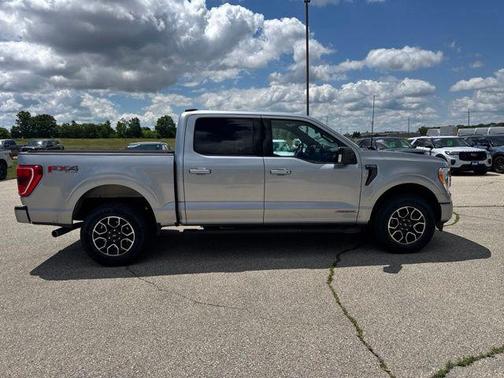 Iconic Silver Metallic 2023 Ford F-150 XLT