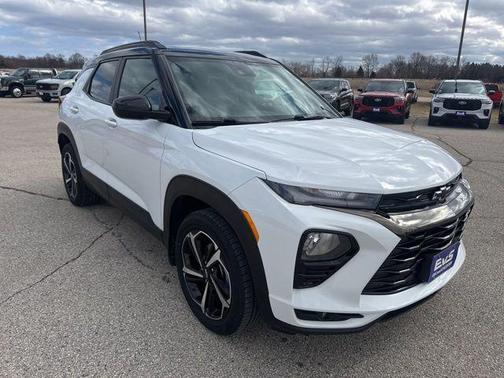 Summit White 2023 Chevrolet Trailblazer RS