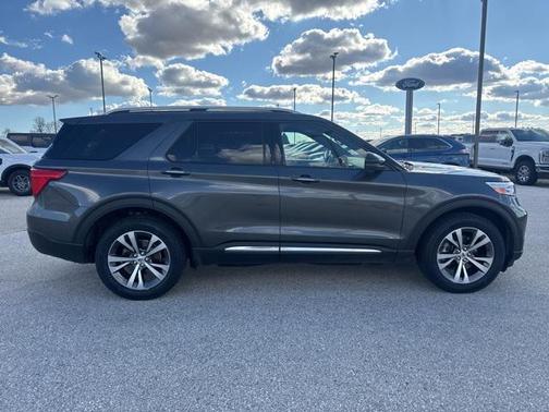 2020 Ford Explorer Platinum