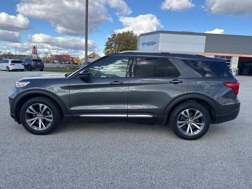 2020 Ford Explorer Platinum