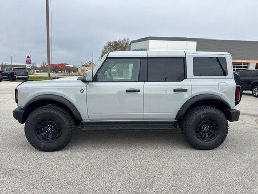 AVALANCHE GRAY 2026 Ford Bronco Outer Banks