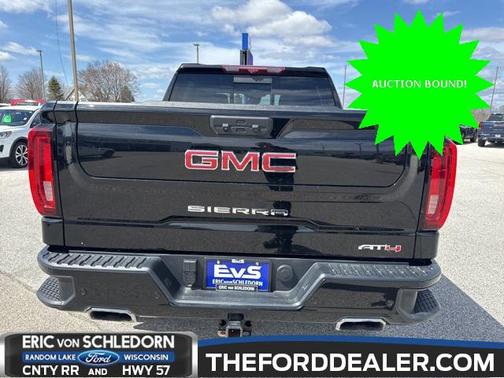 2022 GMC Sierra 1500 AT4