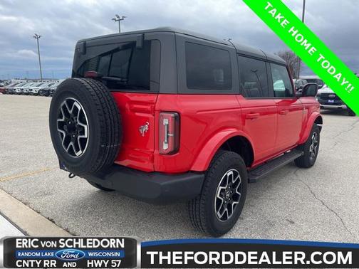 2024 Ford Bronco Outer Banks