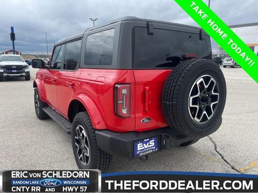 2024 Ford Bronco Outer Banks