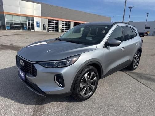 2023 Ford Escape Platinum