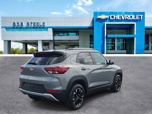 Sterling Gray Metallic 2023 Chevrolet Trailblazer LT