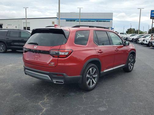 2024 Honda Pilot Touring 8-Passenger