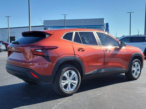 2024 Chevrolet Trax LS