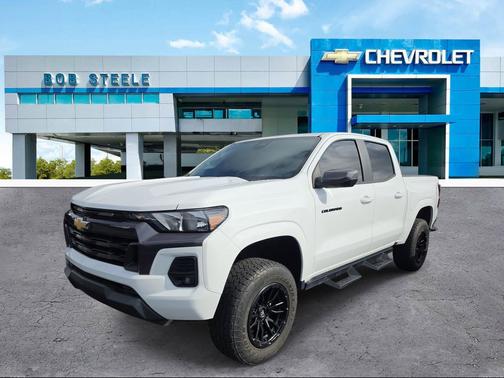Summit White 2023 Chevrolet Colorado LT