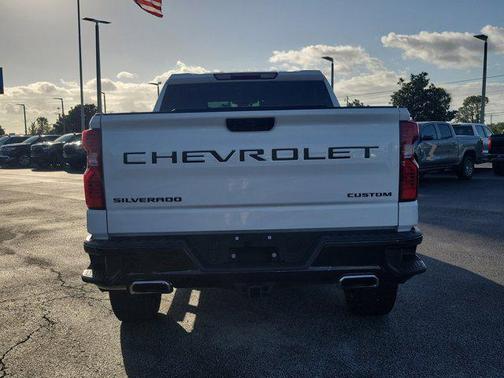 2023 Chevrolet Silverado 1500 Custom Trail Boss