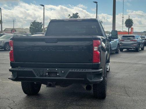 2023 Chevrolet Silverado 2500 Custom