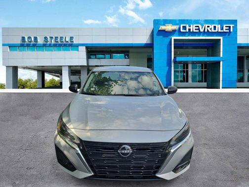 Brilliant Silver Metallic 2024 Nissan Altima 2.5 SV