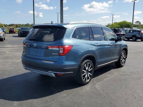 2021 Honda Pilot Touring 8-Passenger